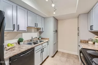 Photo #3: 6768651 Listing 