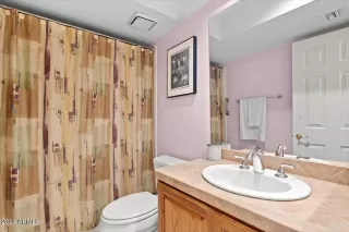 Photo #5: 6768671 Listing