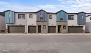 Photo #1: 6768857 Listing