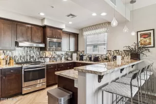 Photo #1: 6769240 Listing