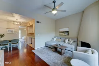 Photo #2: 6769269 Listing 