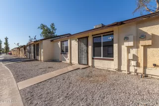 Photo #4: 6769309 Listing