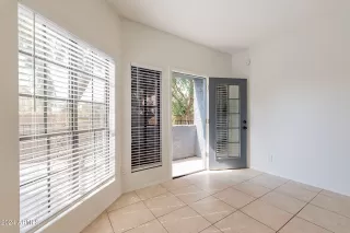 Photo #6: 6769368 Listing