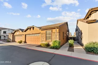 Photo #1: 6769448 Listing