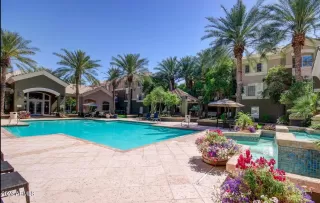 Photo #3: 6769502 Listing