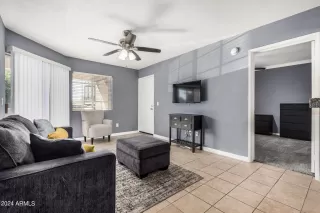 Photo #4: 6769509 Listing 