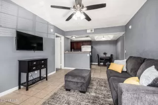 Photo #6: 6769509 Listing 