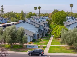 Photo #2: 6769667 Listing