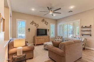 Photo #6: 6769784 Listing