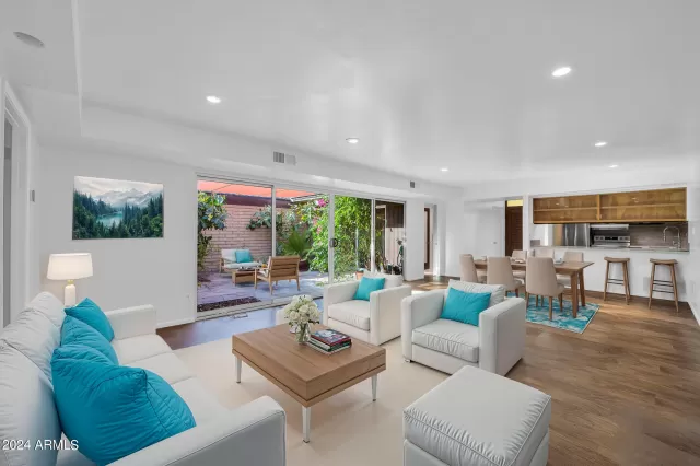 MLS: 6769789 Condo For Sale