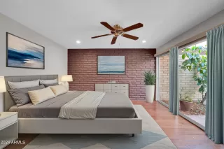 Photo #4: 6769789 Listing