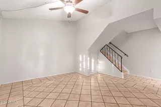 Photo #3: 6769975 Listing 