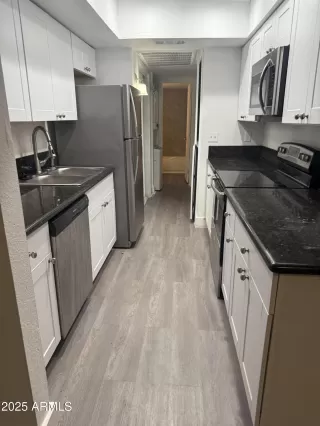 Photo #2: 6770148 Listing