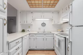 Photo #2: 6770173 Listing