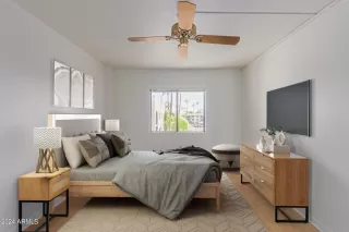 Photo #5: 6770173 Listing