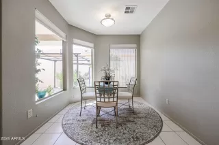 Photo #5: 6770438 Listing 