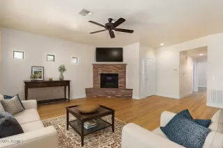 Photo #2: 6770556 Listing