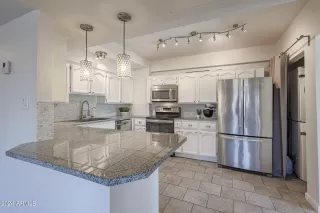 Photo #1: 6770693 Listing 