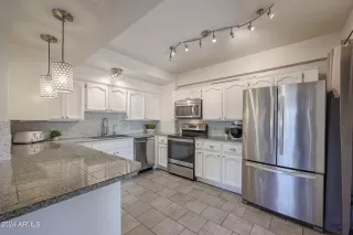 Photo #5: 6770693 Listing 