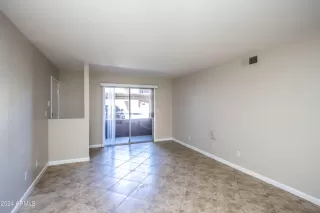 Photo #3: 6770704 Listing