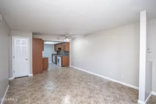 Photo #4: 6770704 Listing