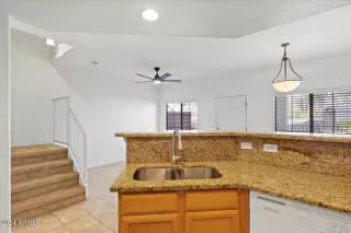 Photo #4: 6770965 Listing 
