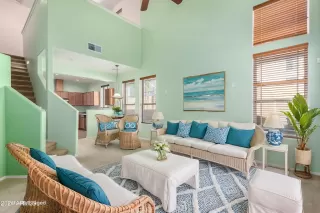 Photo #2: 6771173 Listing