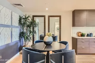 Photo #2: 6771475 Listing