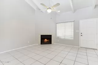 Photo #5: 6771506 Listing 