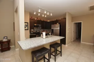 Photo #6: 6771567 Listing