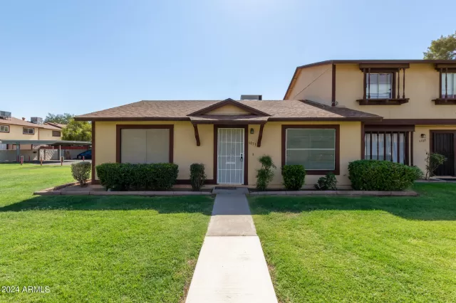 MLS: 6771977 Condo For Sale