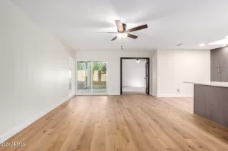 Photo #2: 6772227 Listing