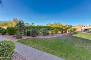 Photo #2: 6772287 Listing