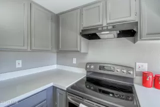 Photo #3: 6772513 Listing 