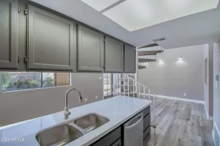 Photo #4: 6772513 Listing 