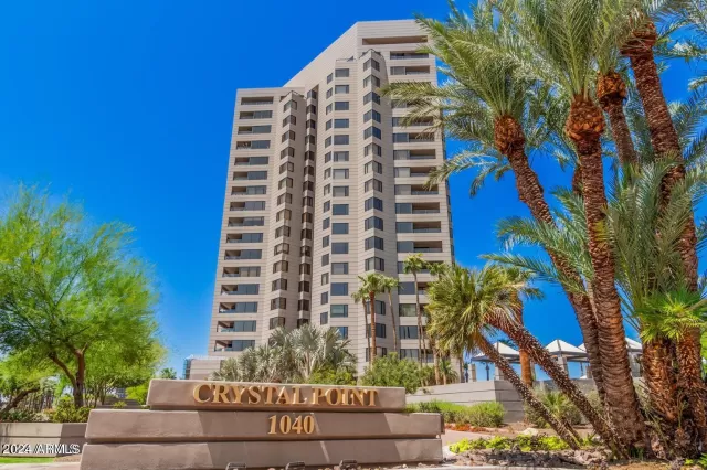 MLS: 6772566 Condo For Sale