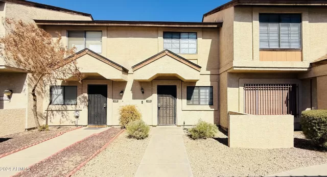 MLS: 6772616 Condo For Sale