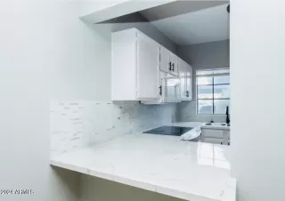 Photo #1: 6772616 Listing