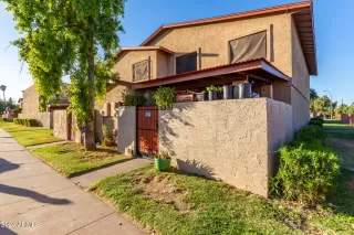 Photo #1: 6772626 Listing 