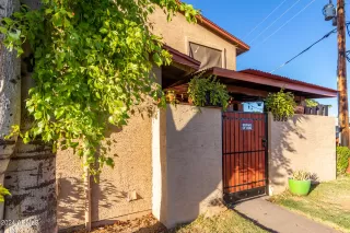 Photo #3: 6772626 Listing 