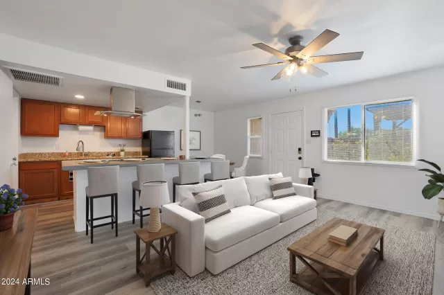 MLS: 6772759 Condo For Sale