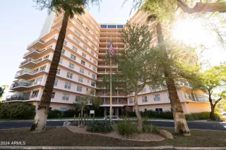 Photo #1: 6773039 Listing