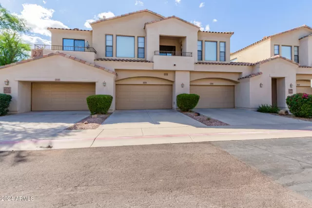 MLS: 6773095 Condo For Sale