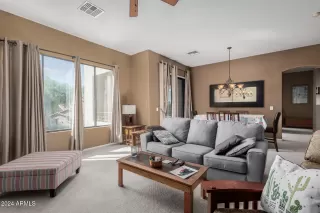 Photo #3: 6773095 Listing 