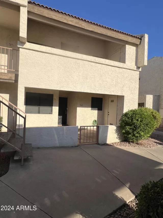 MLS: 6773119 Condo For Sale