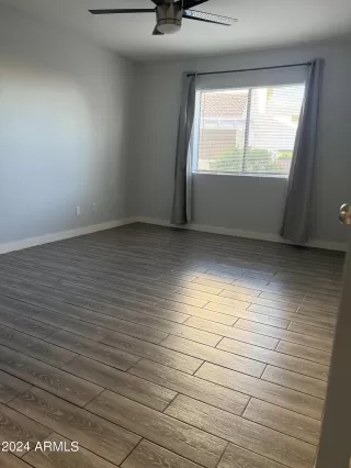 Photo #6: 6773119 Listing