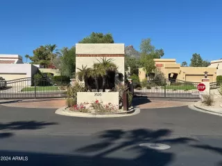 Photo #2: 6773162 Listing