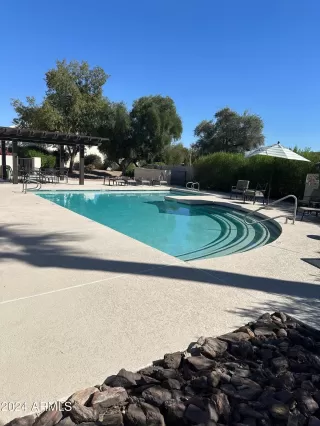 Photo #6: 6773162 Listing