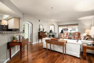 Photo #1: 6773262 Listing