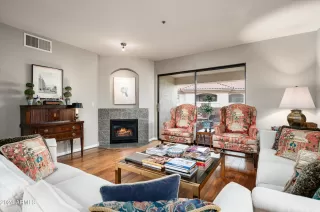 Photo #2: 6773262 Listing